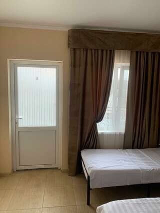 Гостиница Санрайз Джубга Трехместный номер Делюкс-5